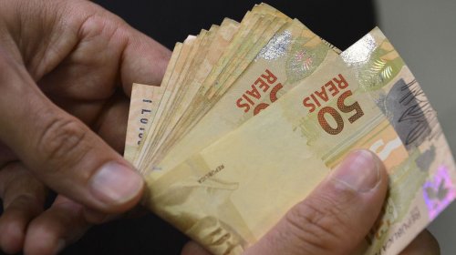 [Pagamento do 13º salário injetará R$ 291 bilhões na economia]