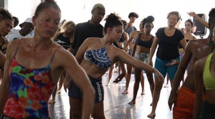 [Funceb abre mais de 1.500 vagas em Cursos de Verão na Escola de Dança]