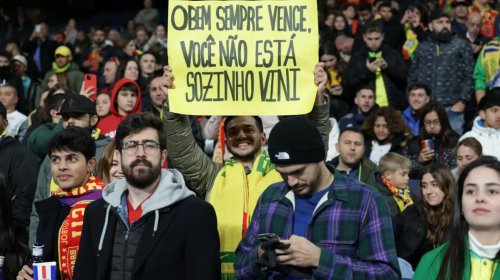 [Amistoso entre Brasil e Espanha tem ação contra racismo]