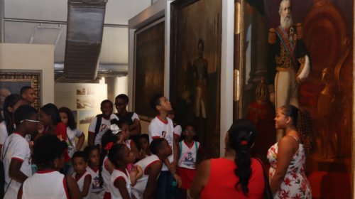 [Atividades didáticas no Memorial  marcam 475 anos de Salvador]