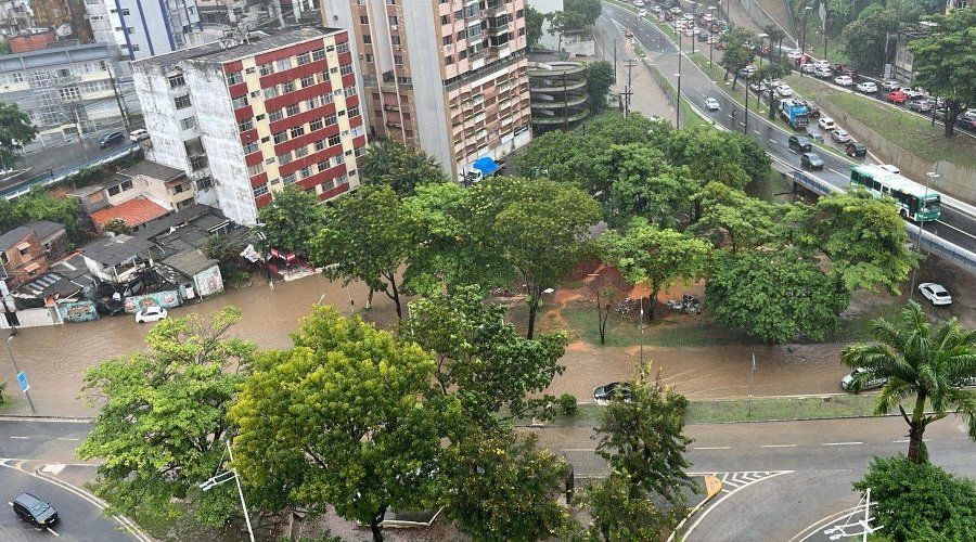 [Chuvas devem seguir intensas até esta quarta (10) e Salvador é classificada como área de ‘grande perigo’]