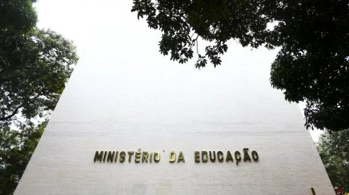 [MEC criará protocolos para combater racismo em escolas]