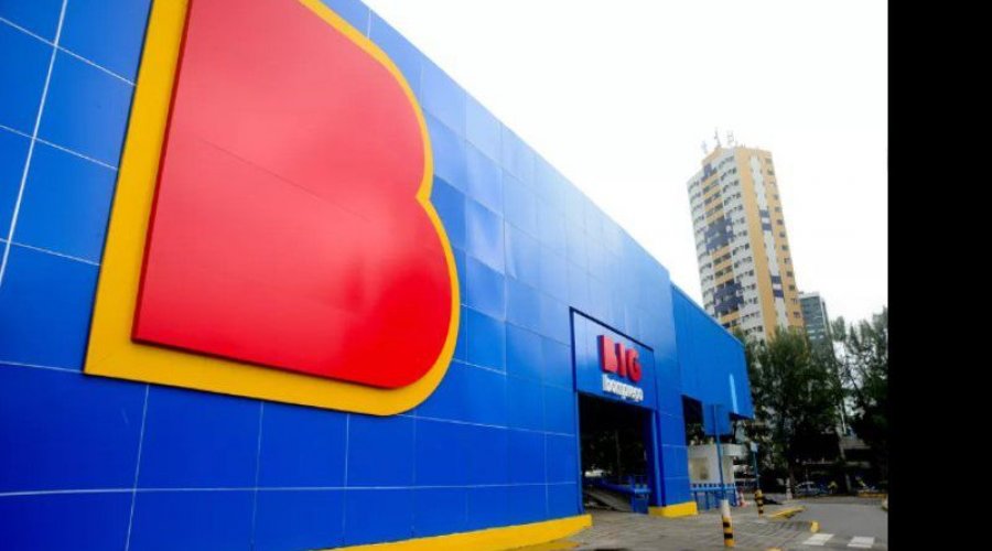 [Rede de supermercados do grupo Carrefour fecha unidades em Salvador]