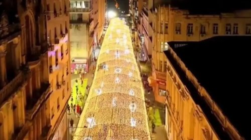 [Abertura do Natal de Salvador é Adiada por Conta do Tempo]
