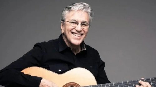 [Após turnê com Bethânia, Caetano Veloso anuncia novo ciclo de shows mensais e repertório inédi...]