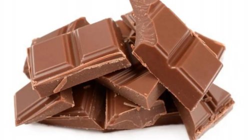 [Senado aprova exigência mínima de cacau em chocolates produzidos no Brasil]