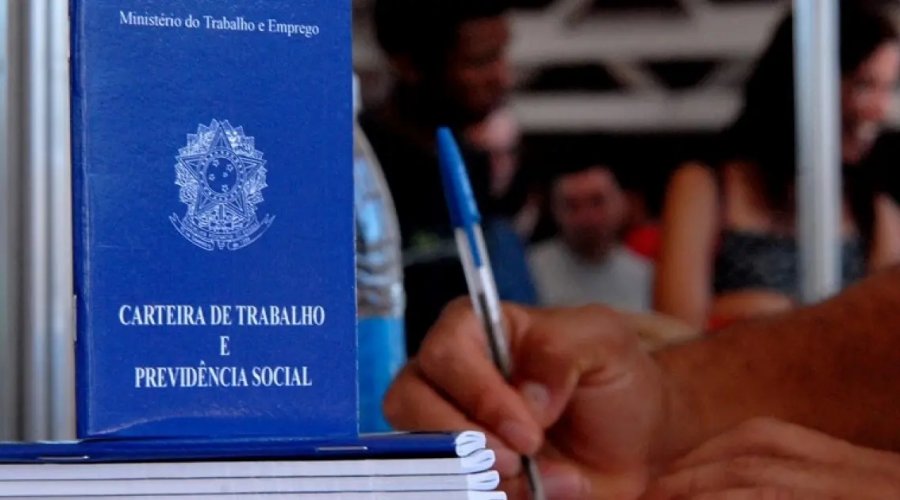 [Taxa de desemprego segue estável, mas atinge menor índice da história para o período]
