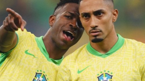 [Raphinha representa o Brasil entre indicados ao prêmio de melhor jogador do mundo da Fifa ]