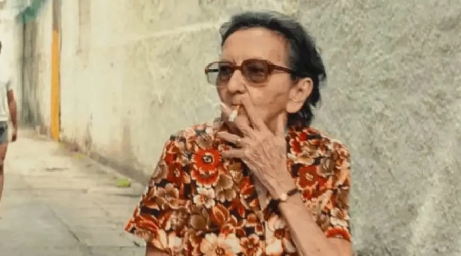 [Tânia Maria entra em lista inusitada do New York Times e é eleita a melhor “atriz com cigarro” de 202]