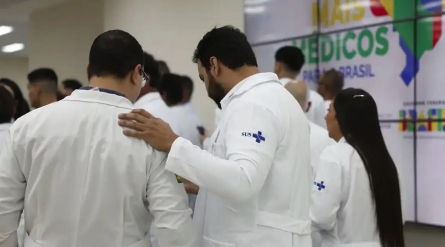 [Estudantes de medicina da rede privada têm desempenho inferior aos das universidades públicas no Enamed]