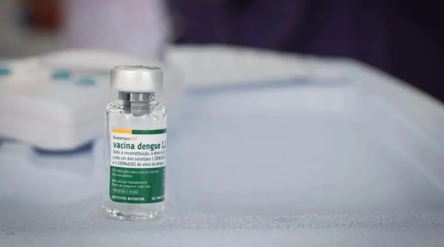 [Bahia inicia envio de vacina nacional contra dengue para todos os municípios]