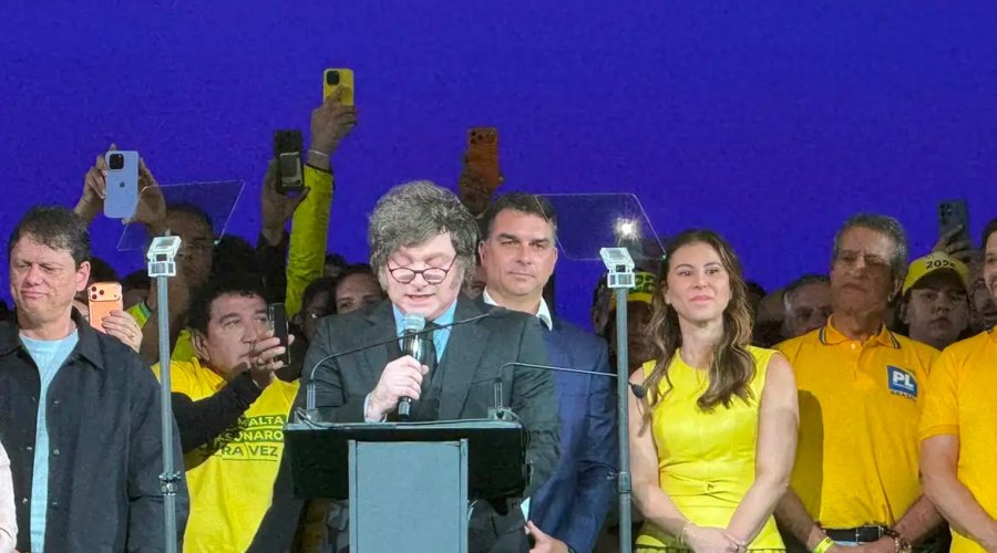 [Após ofensas de Milei a Lula, Itamaraty chama embaixador para consulta]