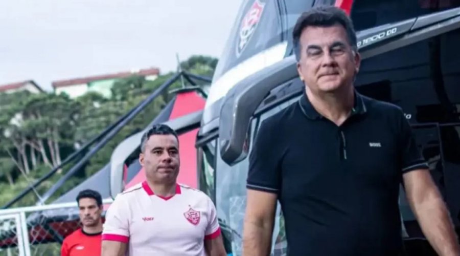 [Presidente do Vitória comenta possível saída de Jair Ventura para o Internacional]